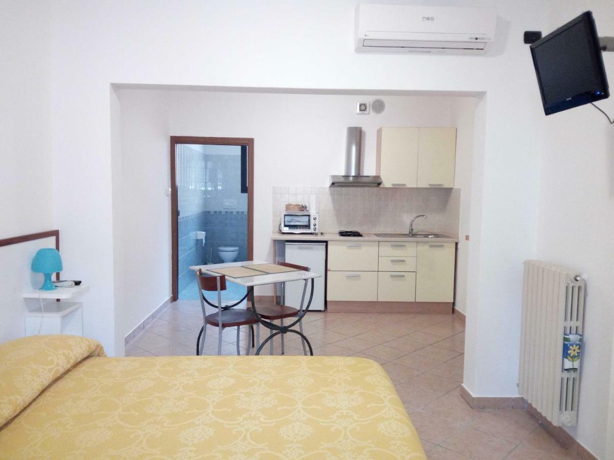 Vittoria Resort Residence-B&B ガラティーナ エクステリア 写真