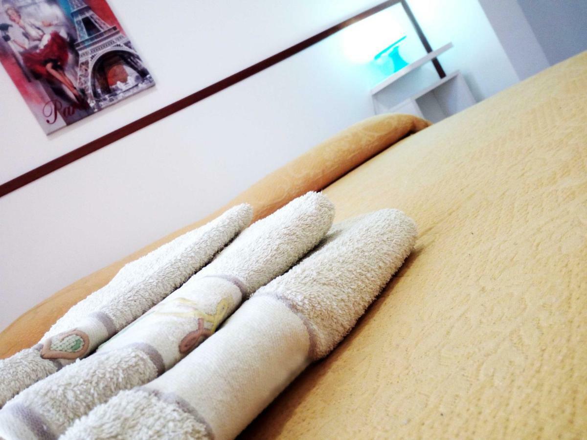 Vittoria Resort Residence-B&B ガラティーナ エクステリア 写真